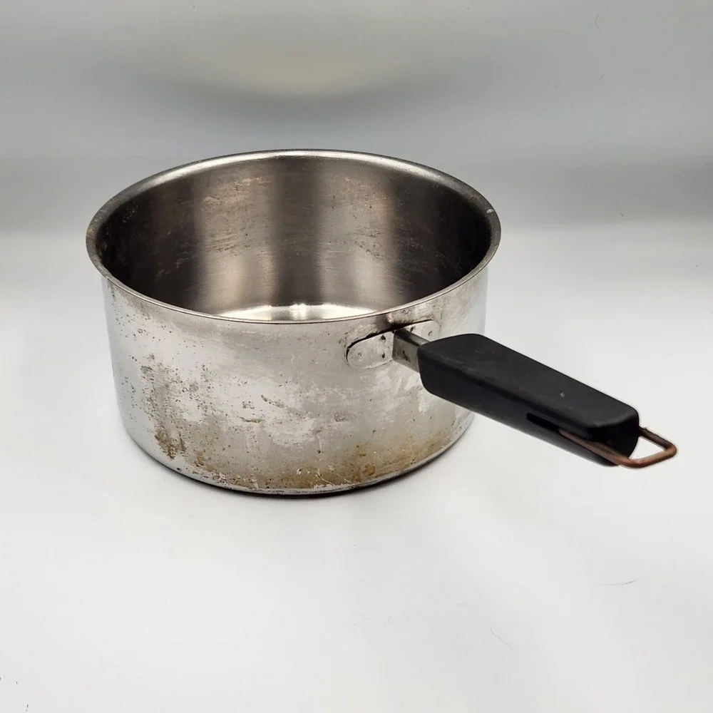 Revere Ware usa smoothly gas